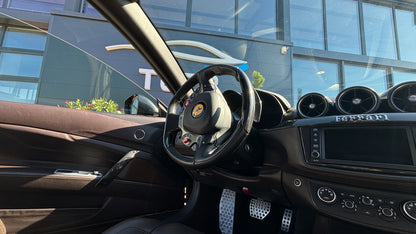 FERRARI FF