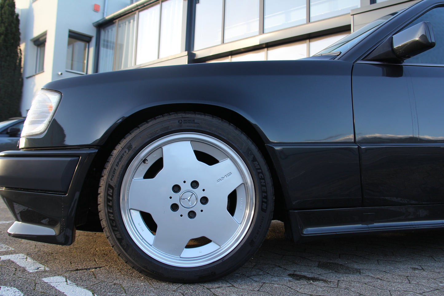 MERCEDES 300 AMG 3.4