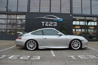PORSCHE 996 GT3