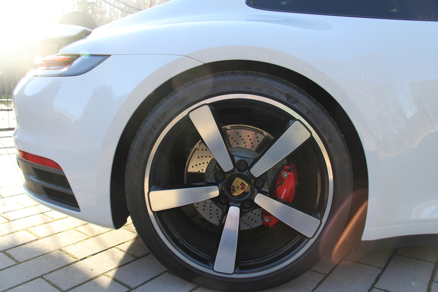 PORSCHE 992 CARRERA 4S