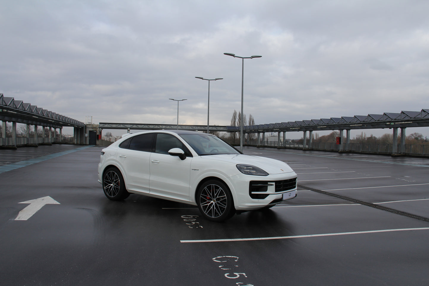 PORSCHE CAYENNE S-E HYBRID COUPE