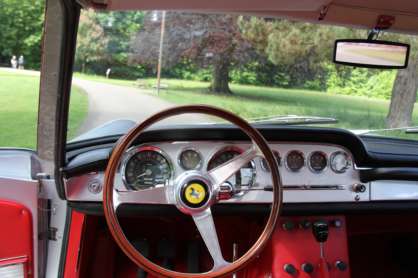 FERRARI 250 GTE 2+2