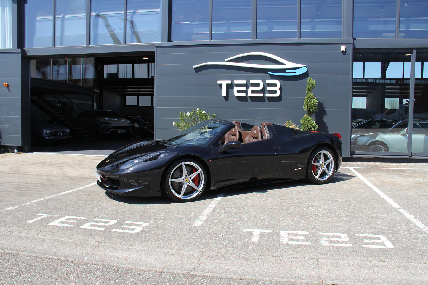 FERRARI 458 SPIDER