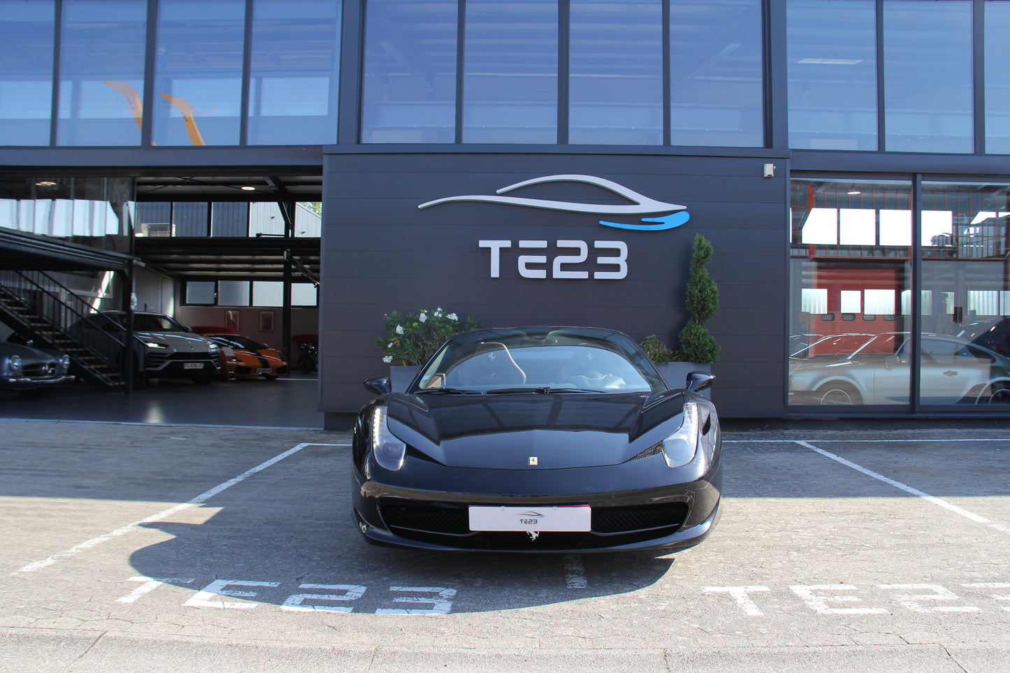 FERRARI 458 SPIDER