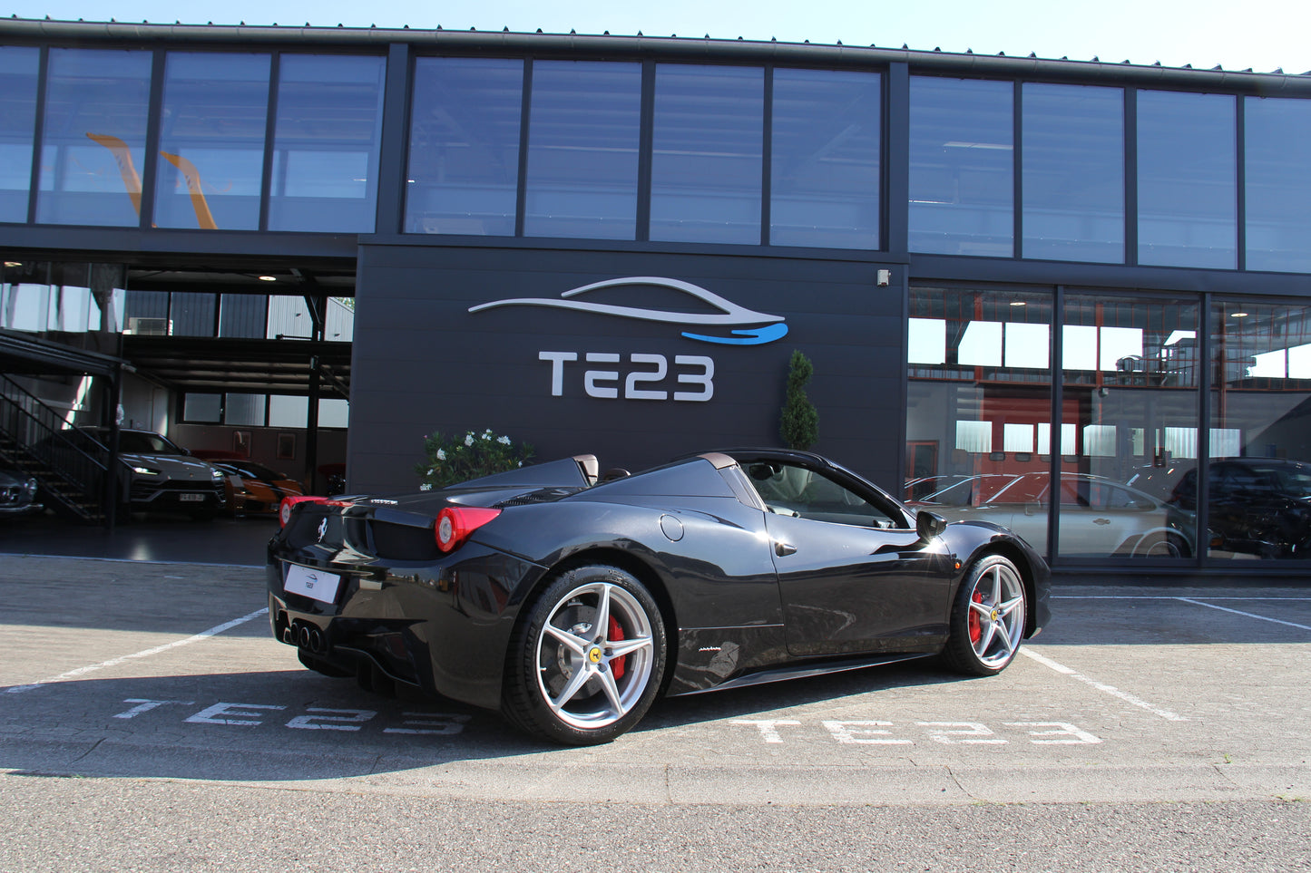 FERRARI 458 SPIDER