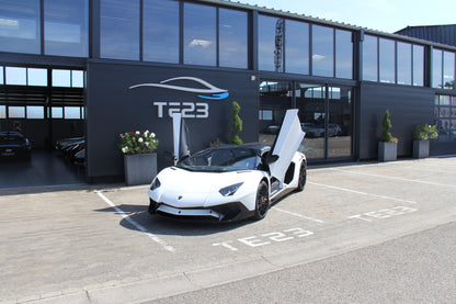 LAMBORGHINI AVENTADOR SV ROADSTER
