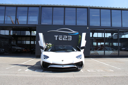LAMBORGHINI AVENTADOR SV ROADSTER