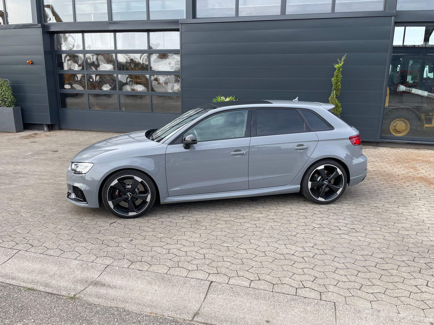 AUDI RS3