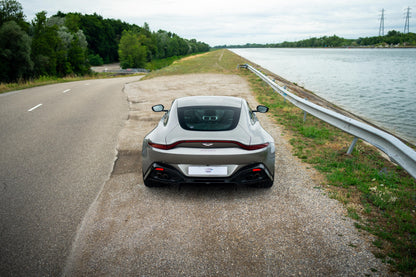 ASTON MARTIN V8 VANTAGE 2019