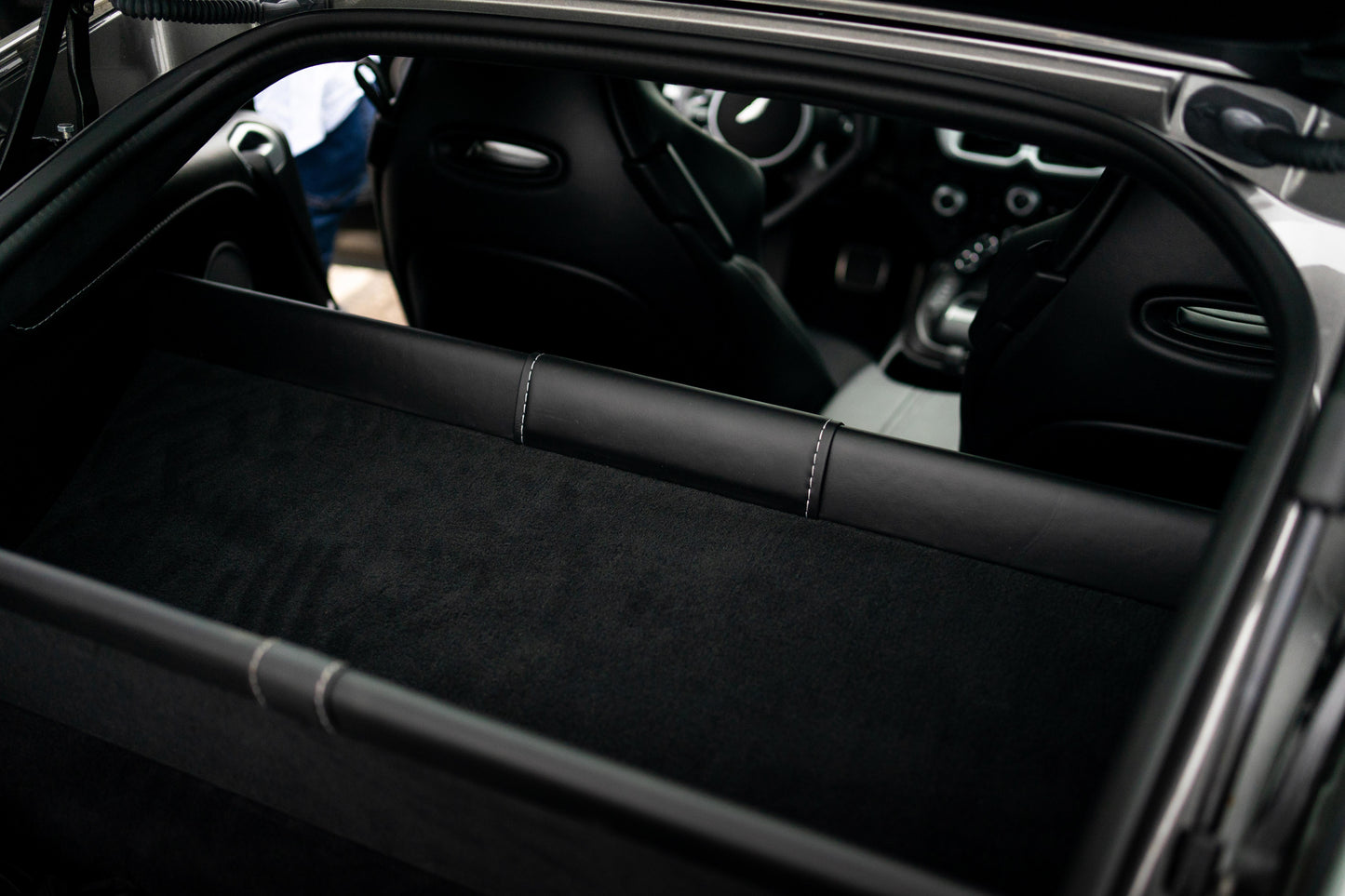 ASTON MARTIN V8 VANTAGE 2019