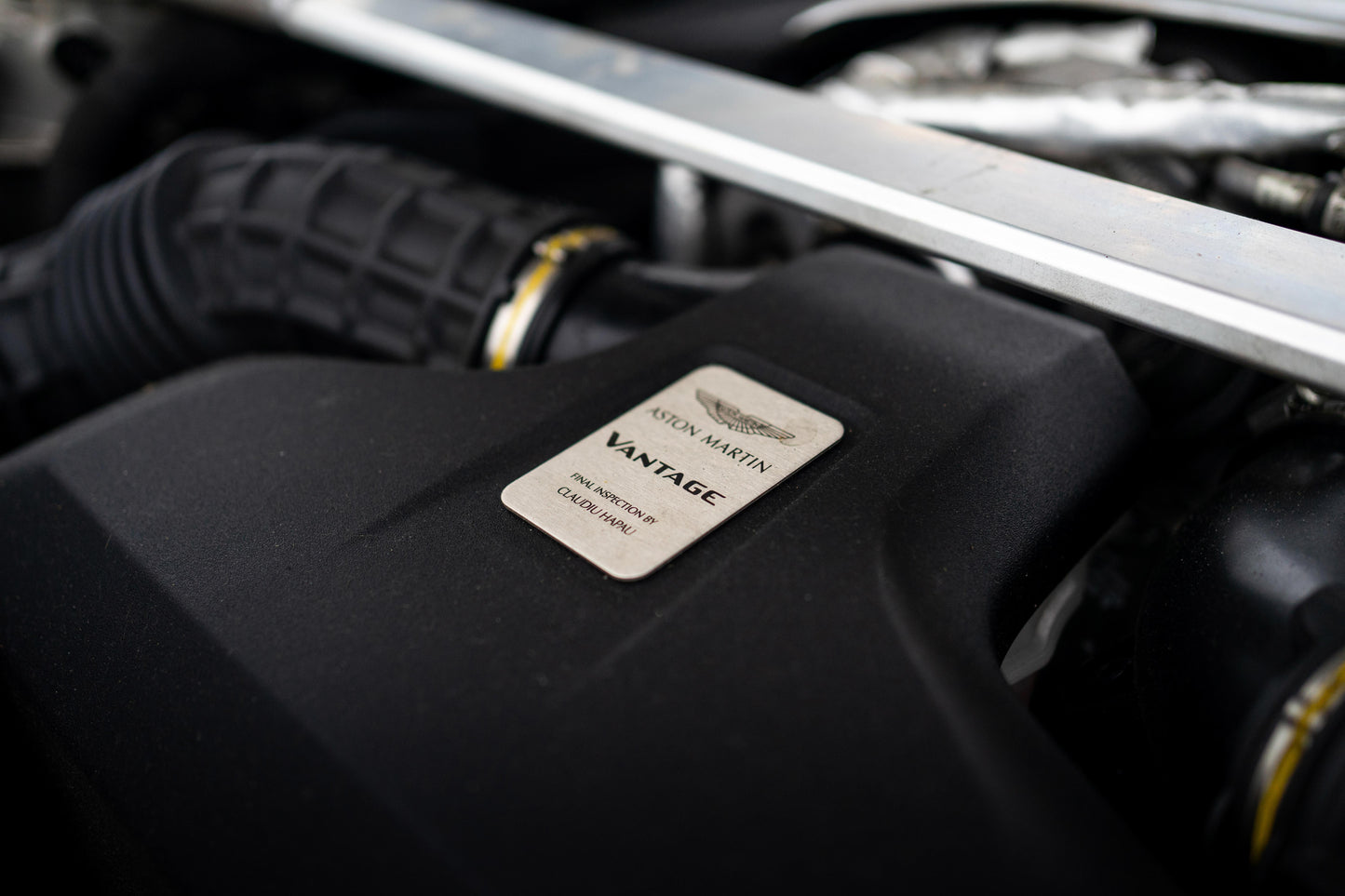 ASTON MARTIN V8 VANTAGE 2019