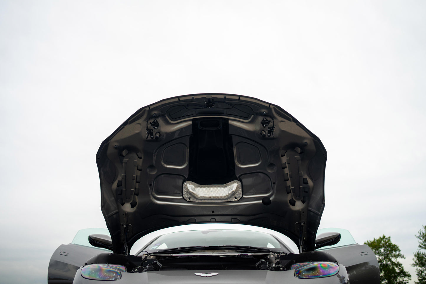 ASTON MARTIN V8 VANTAGE 2019