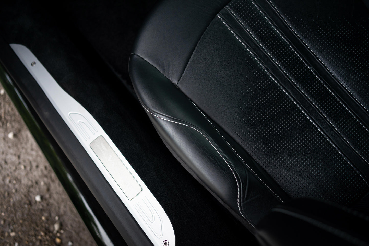 ASTON MARTIN V8 VANTAGE 2019