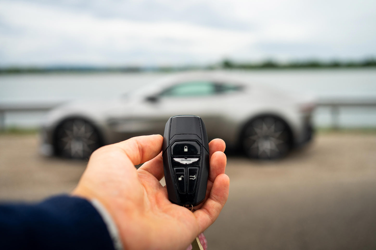 ASTON MARTIN V8 VANTAGE 2019