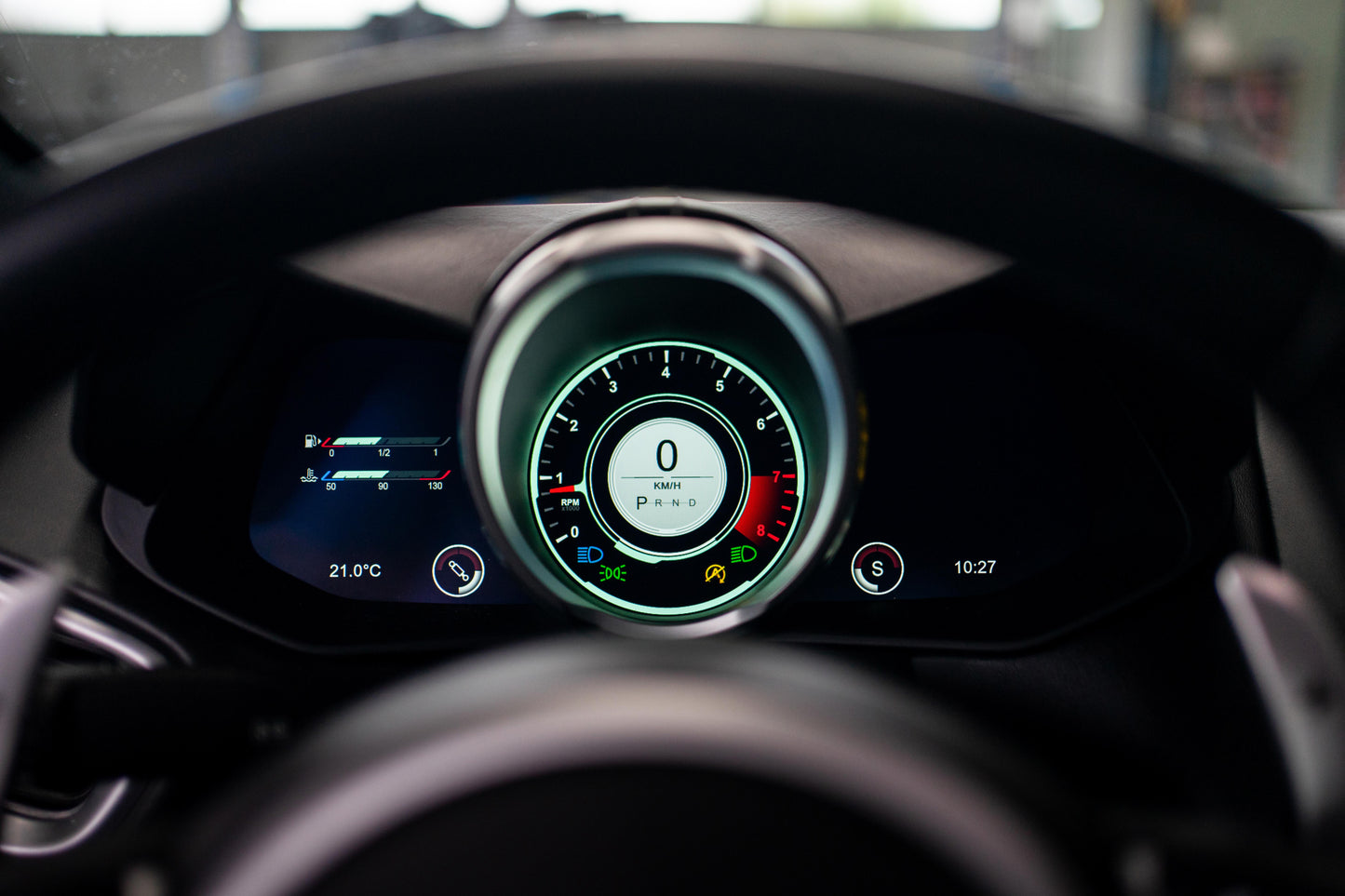 ASTON MARTIN V8 VANTAGE 2019