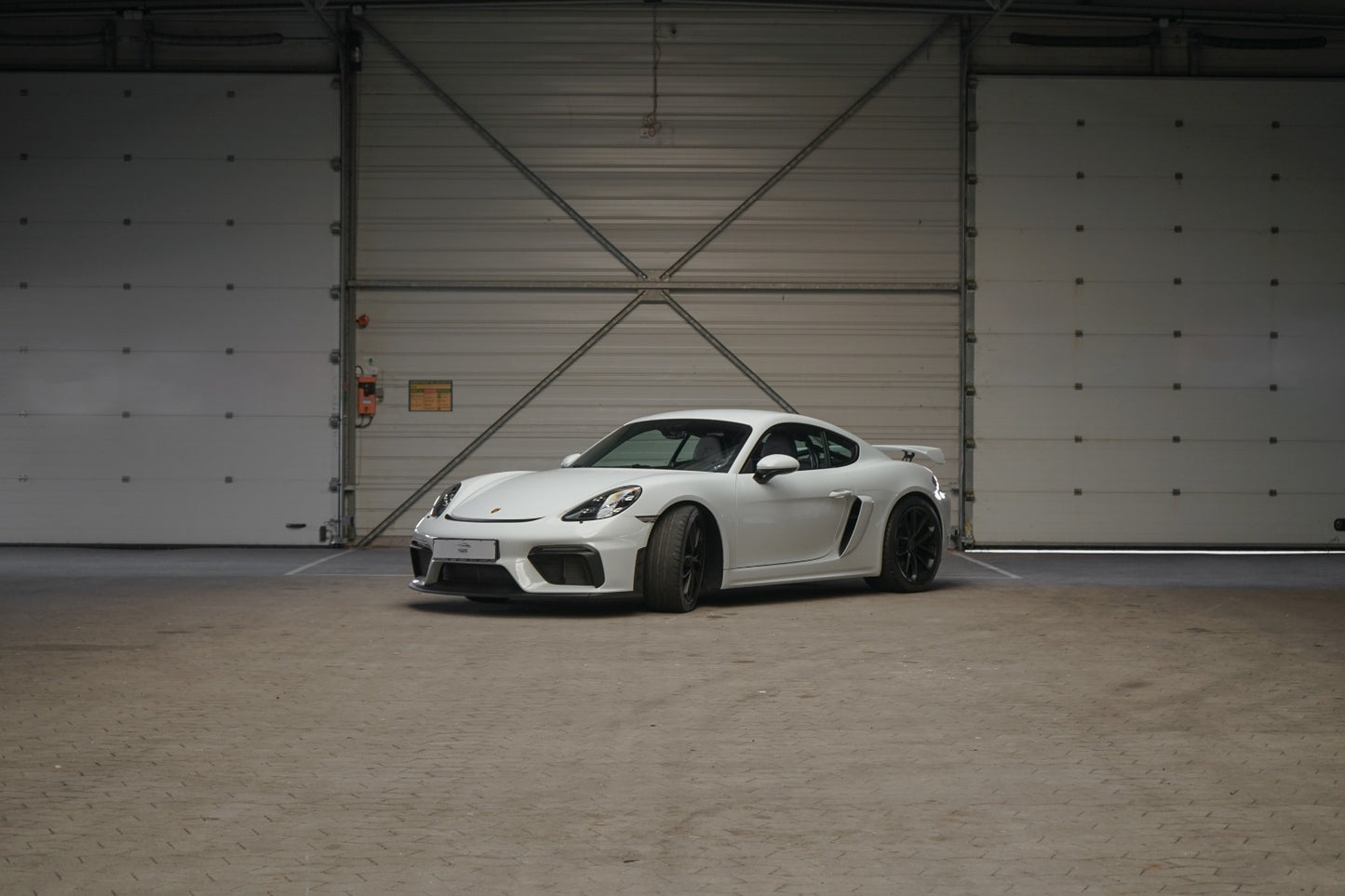 PORSCHE GT4